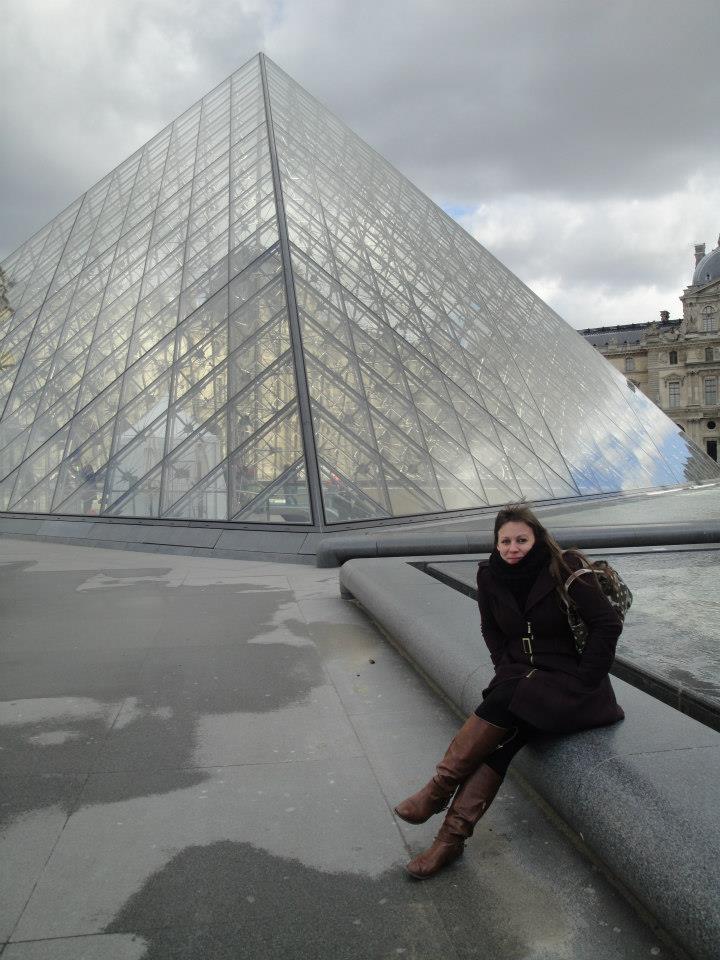 563566_10152577374920604_1716942093_n